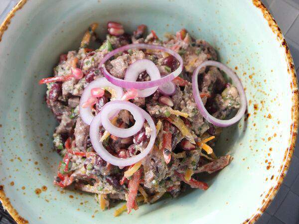 Mano a Mano - Фирменный салат Мано