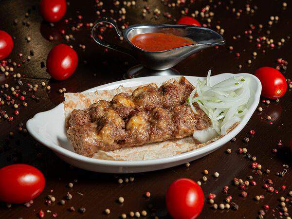 Мис бург - Люля-кебаб из говядины с сыром