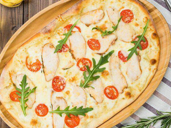 Акварель - Пиццетта цезарь с курицей