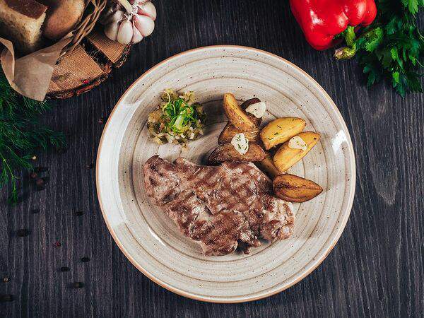 Околица трактир - Стейк из cвинoй шеи