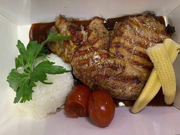 Кухнякафе - Свинина Тай бай