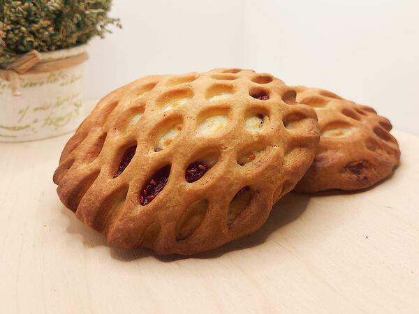 Бриошь пекарня - Малиново-творожный таллер