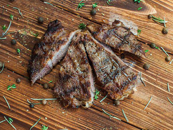 Aura Verdant Restaurant - Антрекот стейк