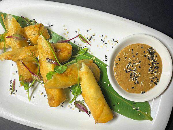 Самба суши - Спринг-ролл с креветками и курицей