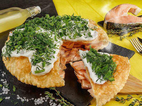 Чебурекми - Пирог с красной рыбой