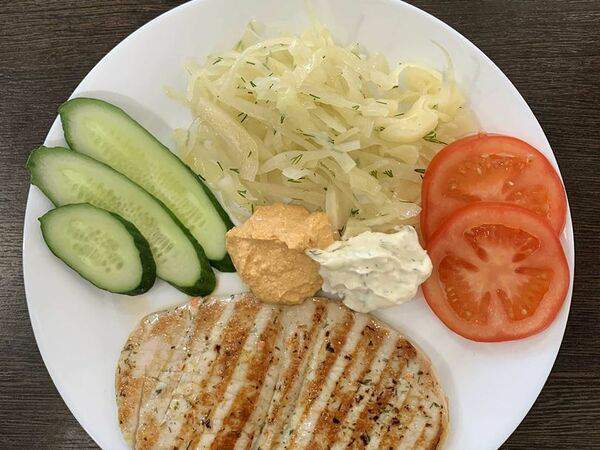 Serbia - Cвинoй стейк