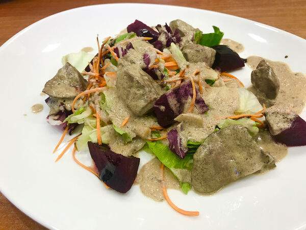 Таверна - Тёплый салат с печенью индейки