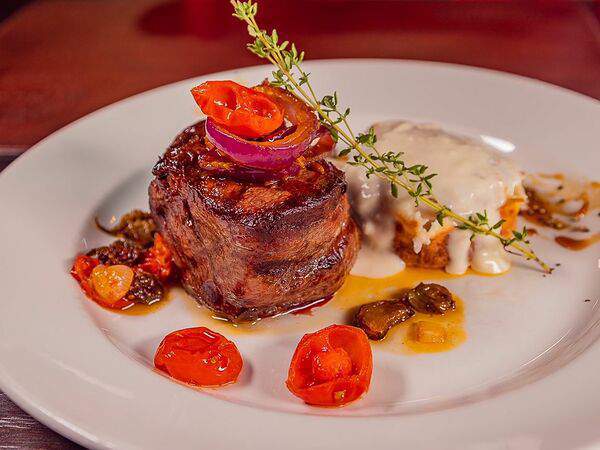 Hosper Hops Pub - Стейк с черри