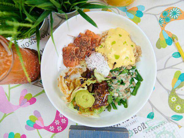 Сахара не надо - Боул с лососем и киноа