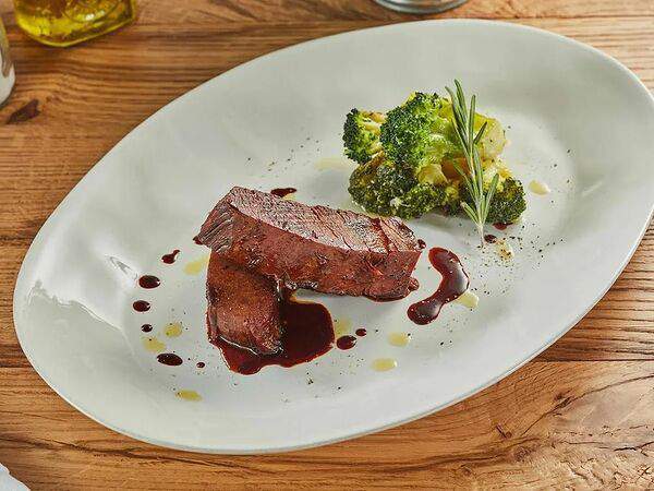 Сыроварня - Томлёная грудинка говядины