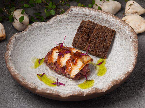 Ле Марш - Тартар из говядины с черемшой