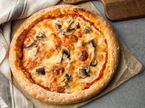 Venchique - Бруклинская пицца с цыпленком и грибами