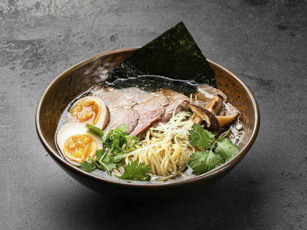 Domo izakaya bar - Мраморный гю сю рамен