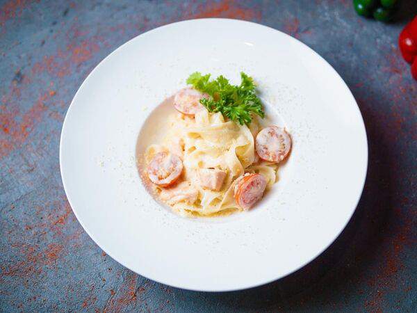 Кафе Gold - Фетучини с семгой