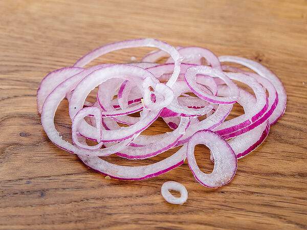 Чайхона №1 Братьев Васильчуков - Лук свежий красный