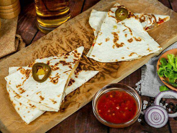 Liga Pub - Кесадилья с говядиной