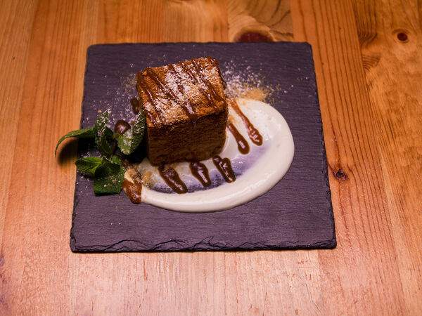 Хата - Пирожное Медовик