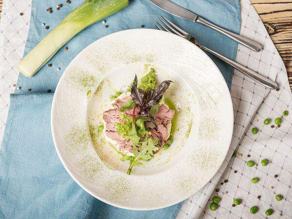 Сентропе - Салат Оливье с ростбифом