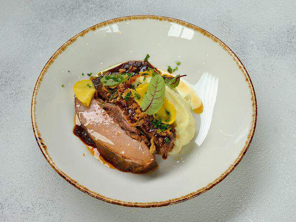 Базилик - Говяжья грудинка томленная в печи