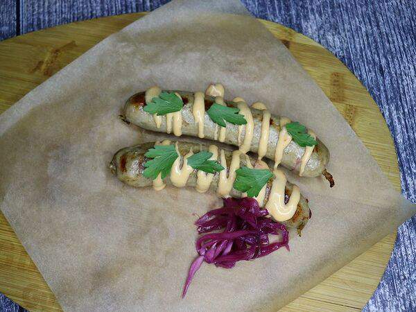 Bretzel - Куриные колбаски с грибами шиитаке