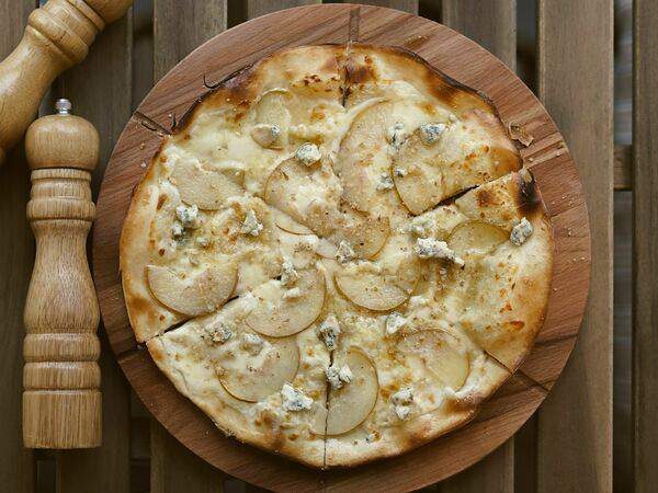 Брускетта - С грушей и голубым сыром