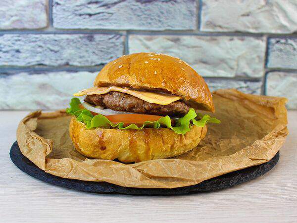 Bela Kava - Бургер Биф