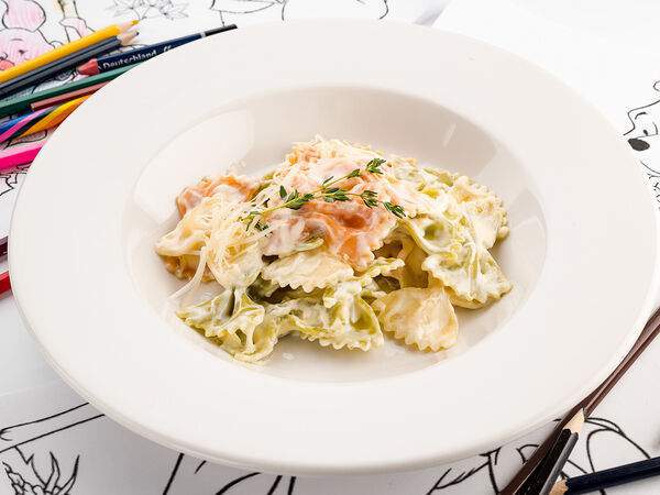 Udcкафе Upside Down Cake - Паста Разноцветные бабочки