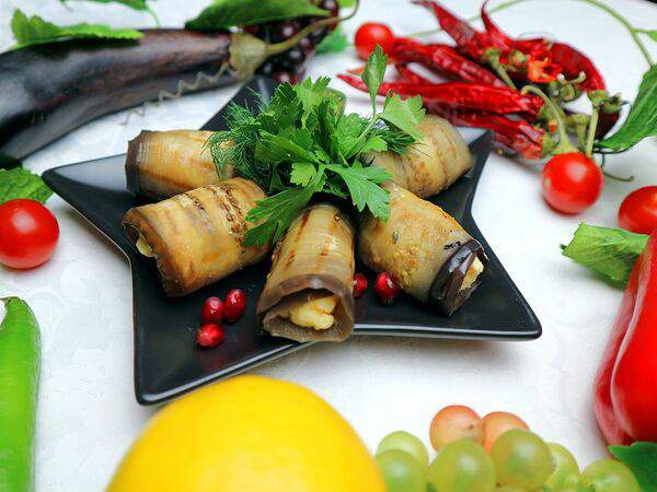 Вечная пятница - Ассорти рулетов из баклажан