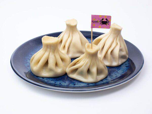 Персонажи - Хинкали с камчатским крабом и сливками