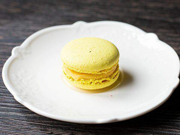 В шоколаде - Макарон Маракуйя