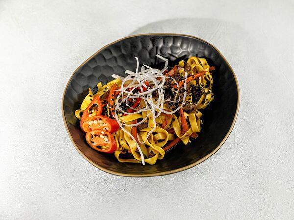 Бай тай - Удон с говядиной