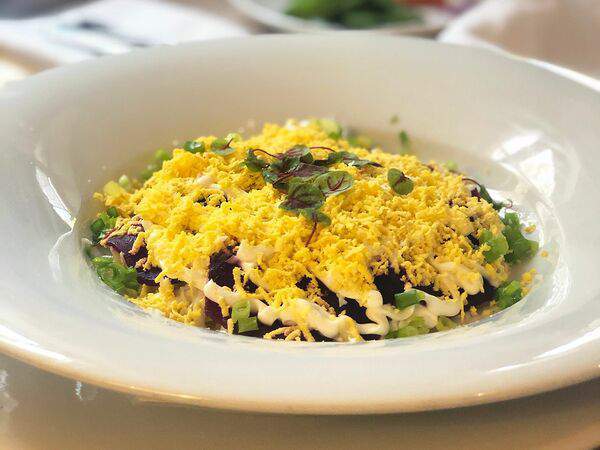 Чайковский - Салат Шуба с судаком