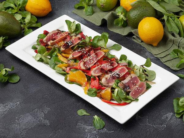 ЛамадJO - Салат Фирменный с тунцом