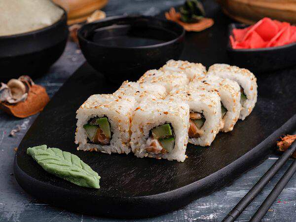 Суши кот - Ролл Спайси лосось