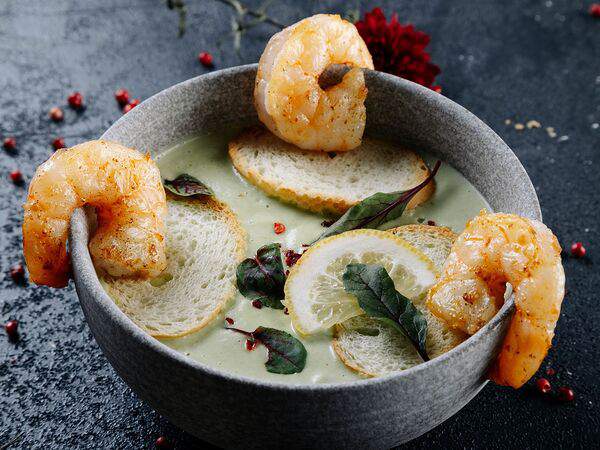 Viver - Крем-суп с брокколи и креветками