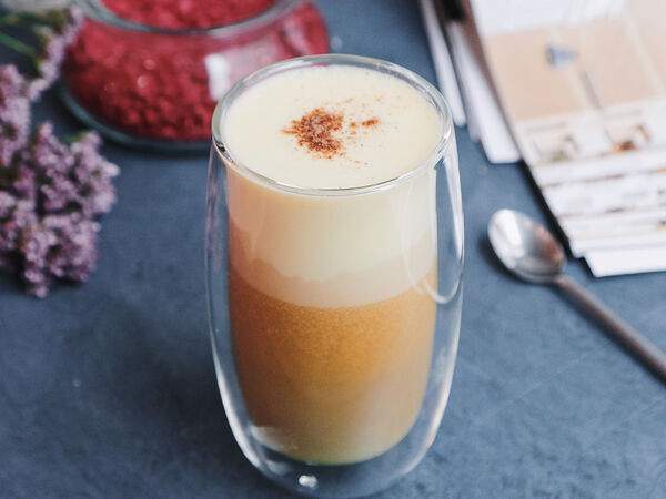 2A Concept. Coffee, Cake & Shop - Золотой латте