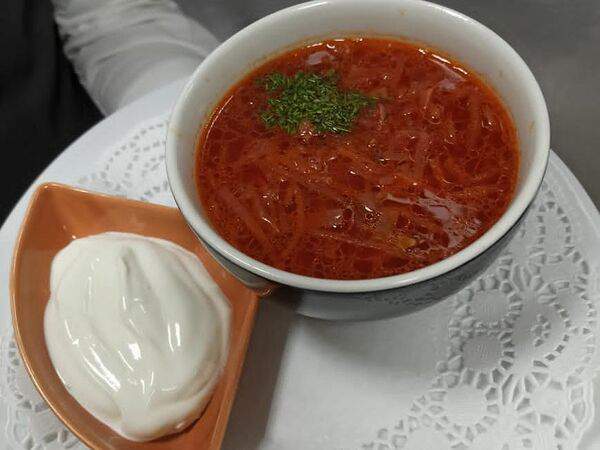 Pivovar - Борщ с телятиной и ржаными гренками