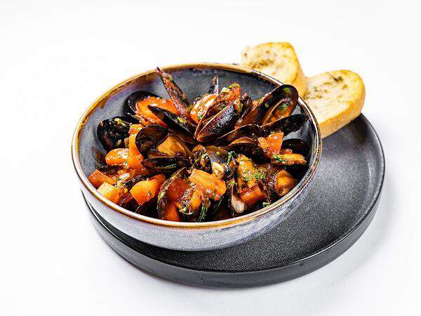 PizzBurg - Черноморские мидии в томатном соусе