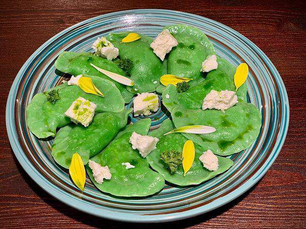 Налепили - Вареники С творогом и шпинатом