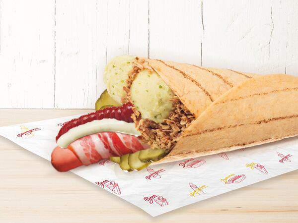 Cтардогс - Рулле с сосиской в беконе