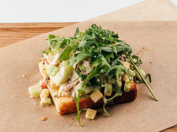 Магадан - Брускетта с камчатским крабом