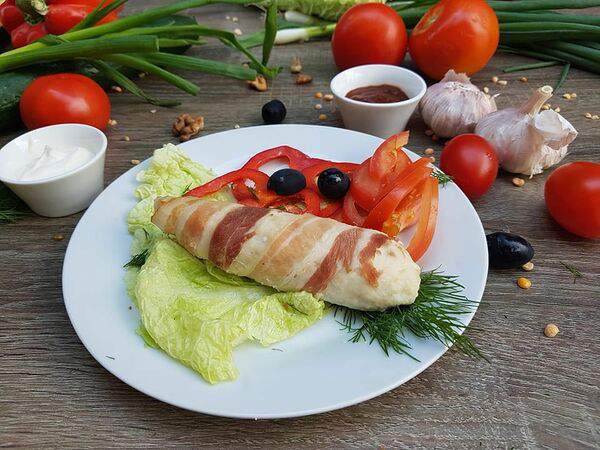 Ланч-кафе Baza Plaza - Куриные пальчики с беконом с/к