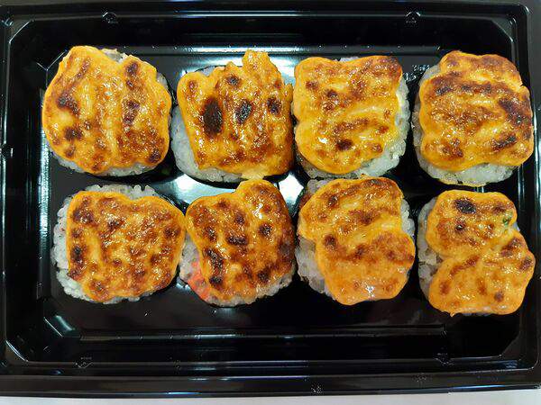 Sushic - Запечённые роллы Угорь