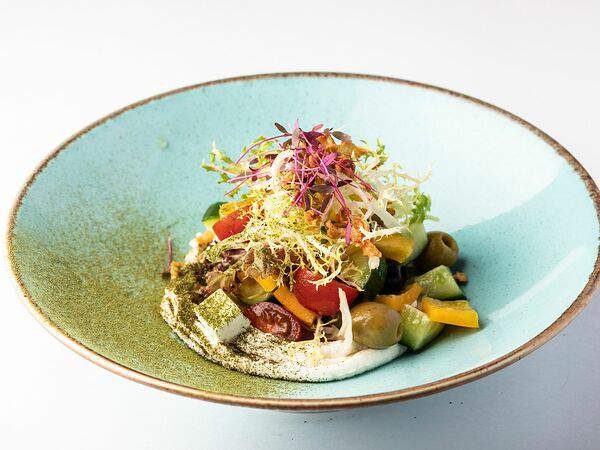 Первый - Греческий