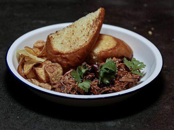 Дом печати - Puled pork с фасолью