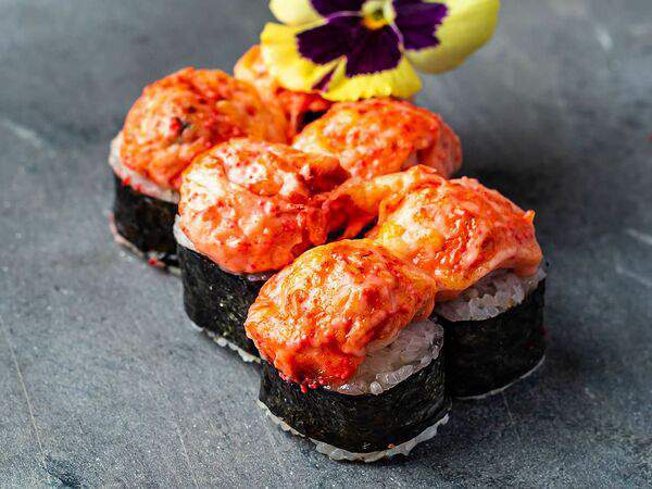 Фиши - Горячий ролл с мидией