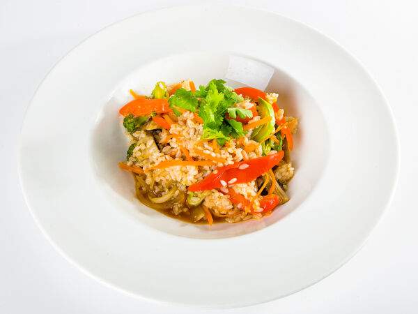 Тако - Жареный рис с овощами в остром соусе