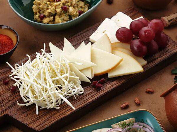 Чито Грито - Ассорти грузинских сыров