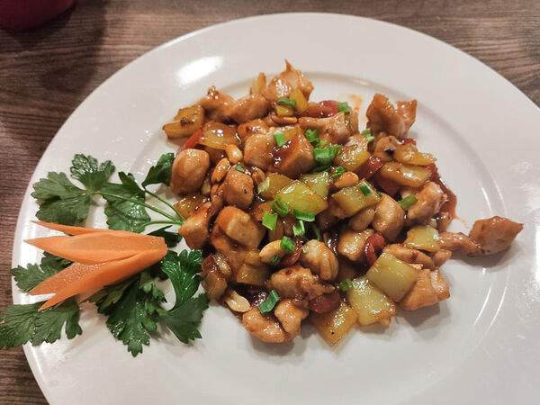 Цзао Ван - Куриное филе Гунбао