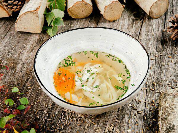 Я ж тебе говорил! - Легкий куриный суп с домашней лапшой